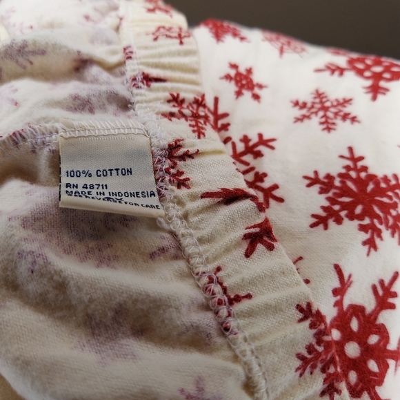 Old Navy Shorts Flannel Drawstring Elastic Waist Snowflake Cream Red Sleep 2X - Picture 4 of 4